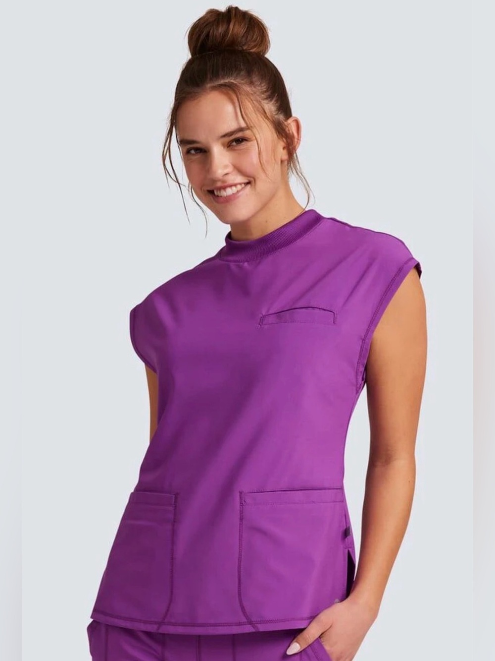 💜 Cherokee Infinity Mock Turtle Neck Scrubs Top. Medium. NWT